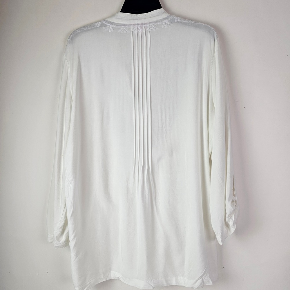 Lilly Pulitzer White Embroidered Rayon Tunic Top 3/4 Roll Tab Sleeve Womens XL - Picture 8 of 12